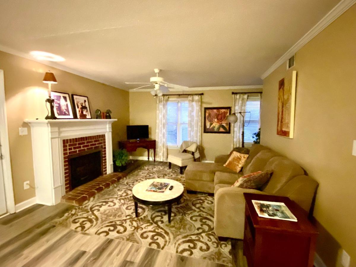 Trendy 2Bed 2 Bath Villa In The Village With King Bed Raleigh Eksteriør bilde